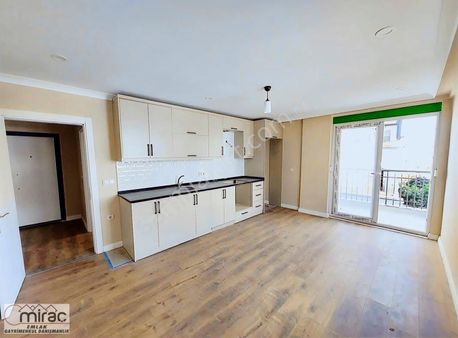 Sıfır 2+1 Orta Kat Amerikan Mutfak