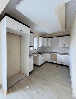 Seydikemer Gerişburnunda Müstakil Girişli Geniş Satılık 2+1