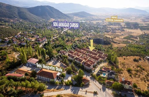 Seki Çarşıda 5+1 Villa ,sağlık Ocağı Ve İlköğretim Karşısı