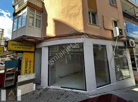 Atilla Mahallesinde Köşe Konumda Masrafsız Kiralık İş Yeri