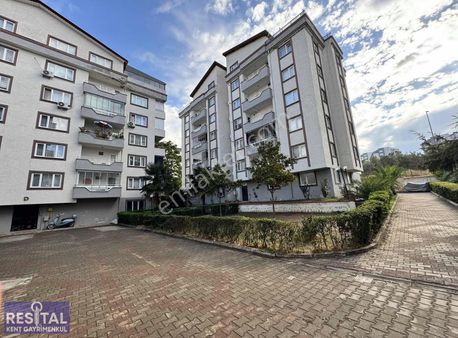 Mudanya Yalı Mahallesinde Modern Tasarımlı 4+1 Ara Kat Daire