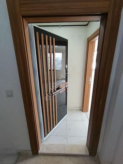 1.69 Krediyle Arnavutköy Nenehatun Mahallesi'nde Satılık 3+1 Ara Kat Daire