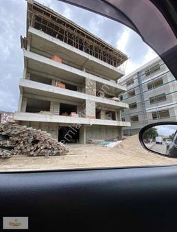 Emre Mahallesinde Satılık Takasa Uygun Güney Cephe 4+1 Daire