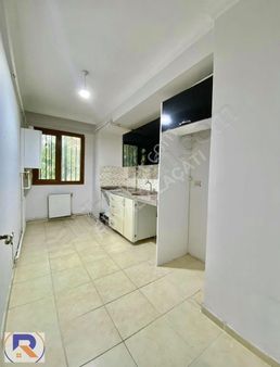 Yeni Hava Alanı Kavşağında Kiralık 1+1 Daire