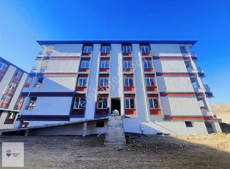 Remax Dem'den Demirkentte 4. Kat Güney Batı Cepheli En Uygun 2+1