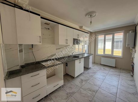 *genç Grup* Ferah Köşe Konumda Ara Kat,asansörlü,çift Balkon 2+1