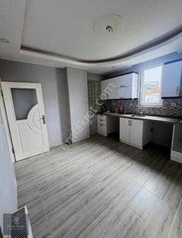 Hasköy Ebeveyn Banyolu Cam Balkonlu Geniş Balkonlu Kıralık 3+1