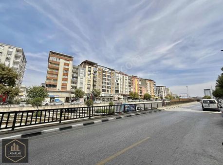 Manisa Ayniali Mh Cadde Üzeri Eski Garaj Konumlu 3+1 150m2 Daire