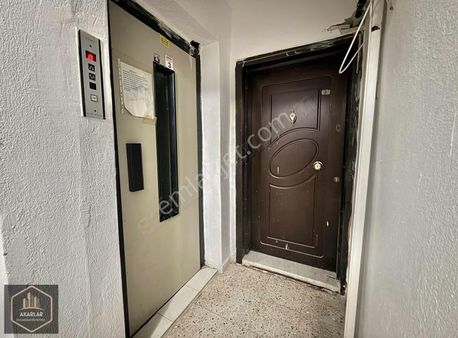 Acil Satılık Manisa Yunusemre Merkezfenedi Konumlu 3+1 Dire