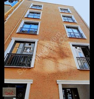 Cemal Emlak Bursa Yildirim Beyazıt Camii Külliye Altı Sıfır 1+1