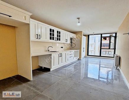 Lux Site İçerisinde Satılık 2+1 Arakat Daire