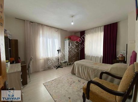 Turyap Selçukbey'den Çakmak'ta 140 M² 3+1 Satılık Arakat Daire