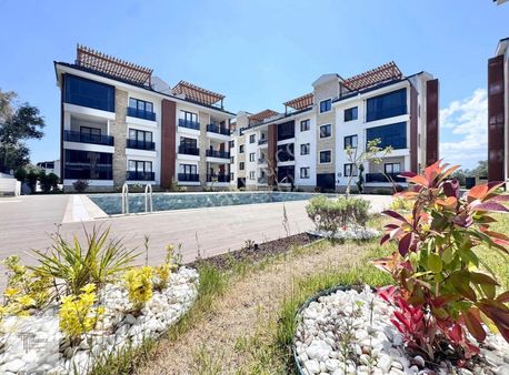 ▓tunaboylu'dan Akçay'da Havuzlu Sitede Ferah 1+1 Konforlu Daire▓