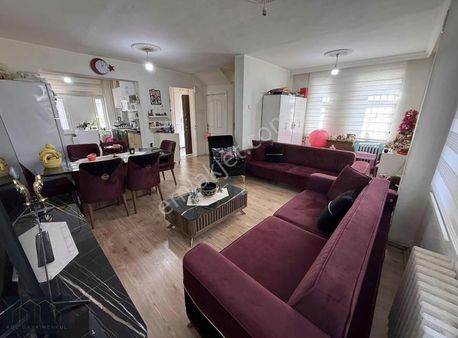 Koç Gayrimenkul'den Satılık 4+2 Tripleks İç Köşe Müstakil