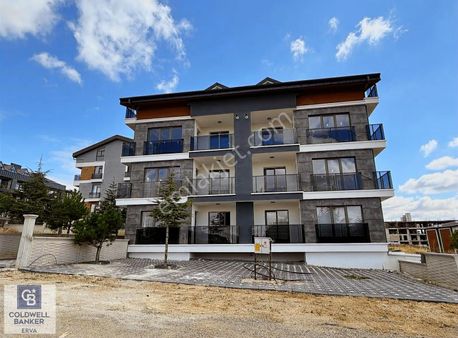 İncek Taşpınar Mahallesinde Hiç Oturum Olmamış Kiralık 2+1 Daire