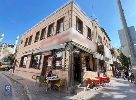 Konak Karataş'ta Merkezi Konumda Satılık Komple Ticari Bina