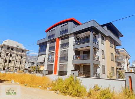 Yeniköy Mahallesinde Çift Ebeveyn Banyolu Satılık 4+1 Dubleks