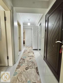 Kaymak Emlaktan Erenler Belediye Civarı Garajlı 2+1 115m2 Satılk