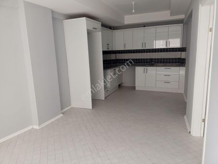 Liderden Nazilli Stadyum Üstü Kiralık Doğalgazlı 1+1 Zemin Kat Daire