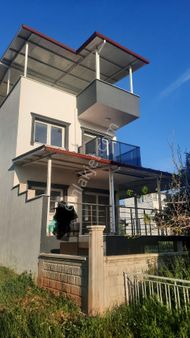 Didim Akbük Denize 500 Mt Mesafe De 3+1 Tam Müstakil Villa