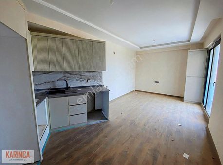 Tömük De İskanı Alınmıs Otel Concept Binada Havuzlu Fırsat 1+1