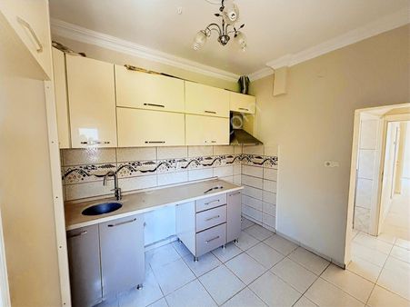 Bigadiç Kuyu Mah. İlçe Merkezinde Satılık 2 Katlı Müstakil Bina