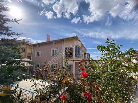 Lüks Villa Müstakil Özel Havuz & Kapalı Garaj