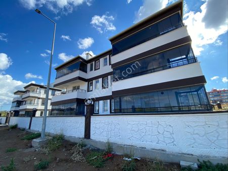 Ateş Emlak'tan Gömeç Sahil'de Satılık 65 M2 Ayrı Mutfak Büyüklüğünde 1+1 Daire