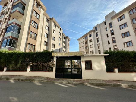 Tuzla Yayla Mahallesinde Yeni Binada Ferah 1+1 Kiralık Daire