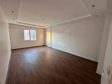 Hanedan Gyo' Dan Beykent-gaziler Tarafında Satılık 3+1 Daire