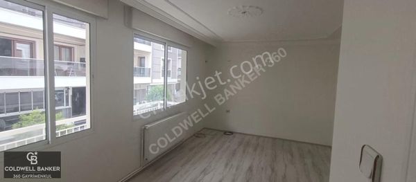 Karşıyaka Emniyet Yakını 3+1 Kiralık Daire