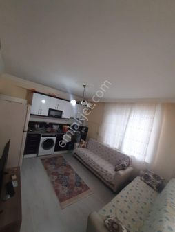 Düdenbaşında 9 Yaşında Eşyalı Satılık 1+1 Yüksek Giriş