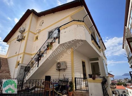 Viga Emlak Kaş Merkezde, Yürüyüş Mesafesinde 2+1 Satılık Daire