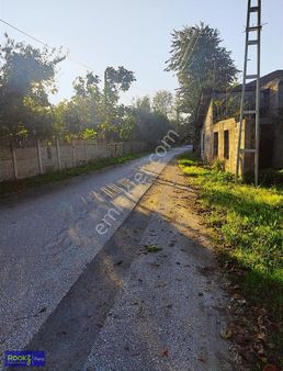 Erenler Tuapsallarda Villa Yapımına Uygun Müstakil Arsa