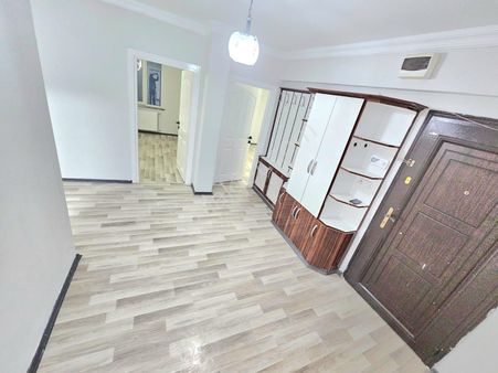 Pusula İnş.tan 50yıl Mah 130m2 3+1 Çift Balkonlu 1.kat Satılık Daire