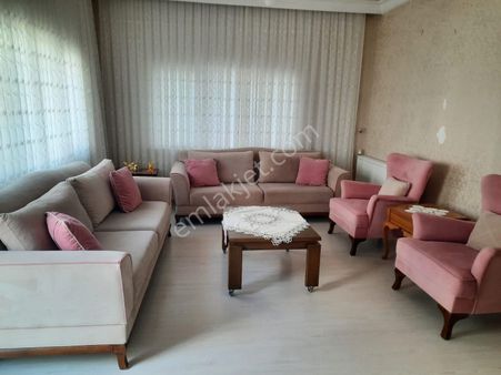 Harika Lokasyonda Bulunan Bağımsız Mutfak 3+1 Daire