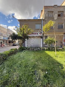 Söke Merkezde 2 Katlı, Köşe, Ticari Bina