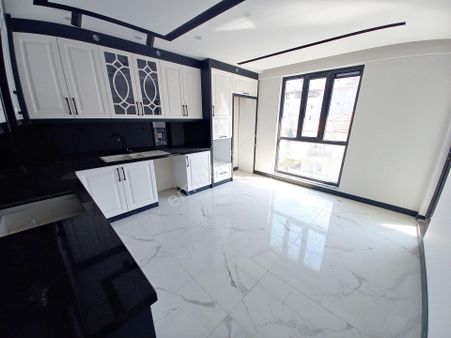 Kz Grup'tan Kervansaray'da Şehir Manzaralı Sıfır Lüks 3+1 160m2 Daire