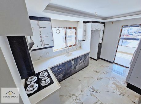 Vural Emlaktan 3+1 Ultra Lüx Merkezde Geniş Daire Acill Acill
