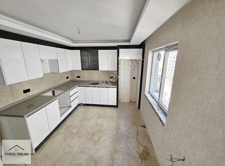 Vural Emlaktan 3+1 Ultra Lüx G.odalı 145m2 Ara Katta