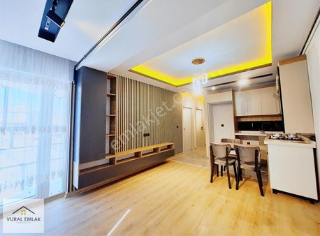 Vural İnşaat Emlaktan Hastane Karşısı 2+1 Full Yapılı Cam Balkon