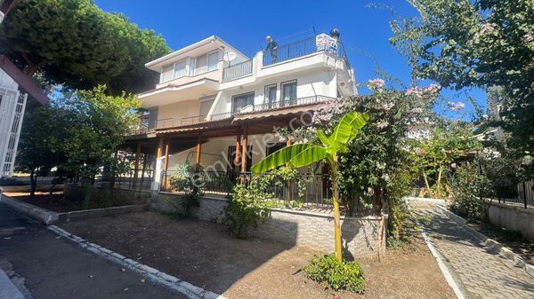 Kadınlar Denizi’nde Denize 500 M Satılık Yazlık