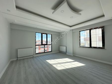 Rumeli Mahallesinde Sıfır Kiralık 2+1 Daire