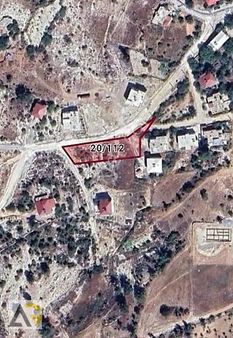 Auradan Gülnar Ayvalık Mahallesinde Satılık Arsa