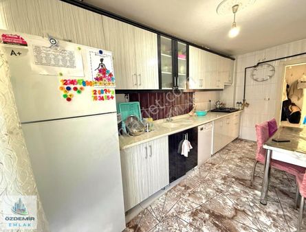 Özdemir Emlak,tan Zerdalitepe Cadde Üstü Asansörlü 3+1 Daire