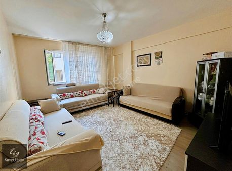 Bahçelievler Çobançeşme'de Krediye Uygun 2+1 80m2 Satılık Daire