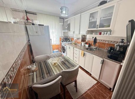 Aria Emlak'dan Satılık 3+1 Çift Balkonlu Daire Gazi Mah.