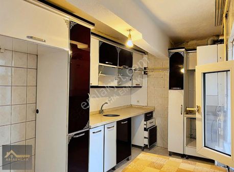 Aria Emlak'dan 2+1 Satılık Daire 75.yıl Mah.