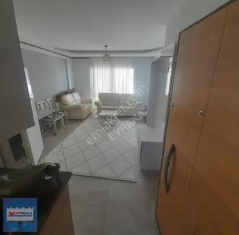 Beyaz Evlerde 1+1 Full Eşyalı Satılık Daire