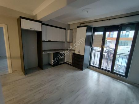 Esentepe Mah.yeni Kullanışlı 3+1 Ters Dubleks